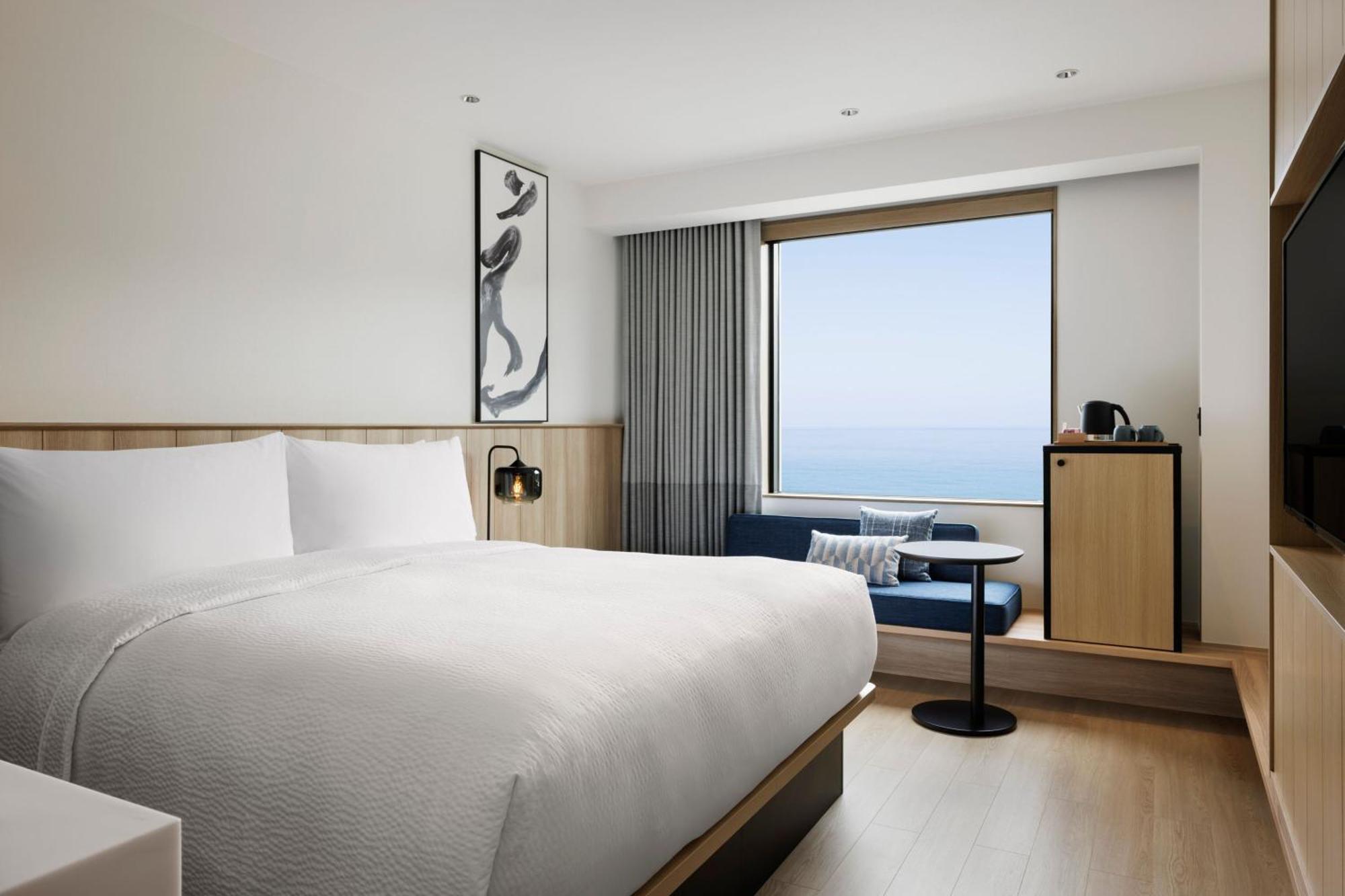Fairfield By Marriott Hyogo Awaji Higashiura Hotel Bagian luar foto
